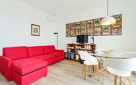 Amazing Flat With Big Terrace And Private Car Park